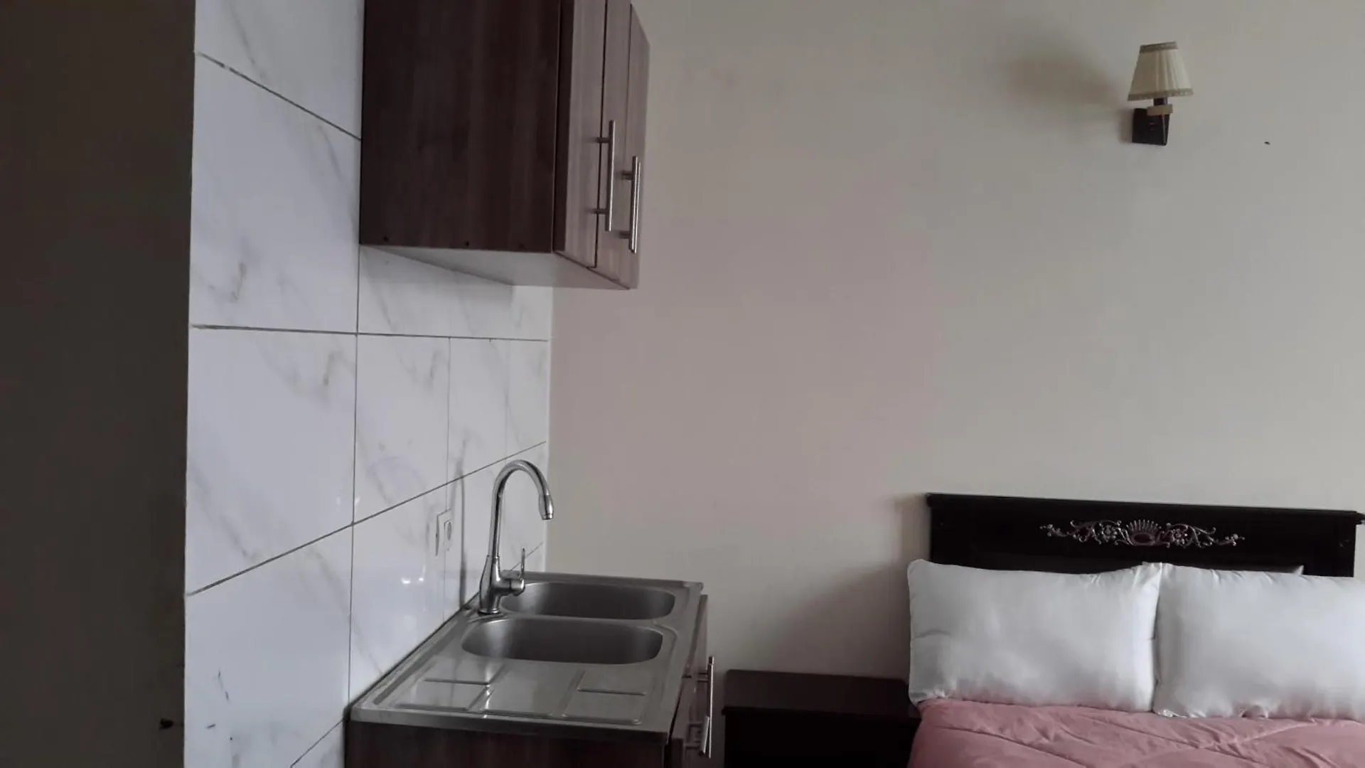 אדיס אבבה Holiday Guest House אתיופיה