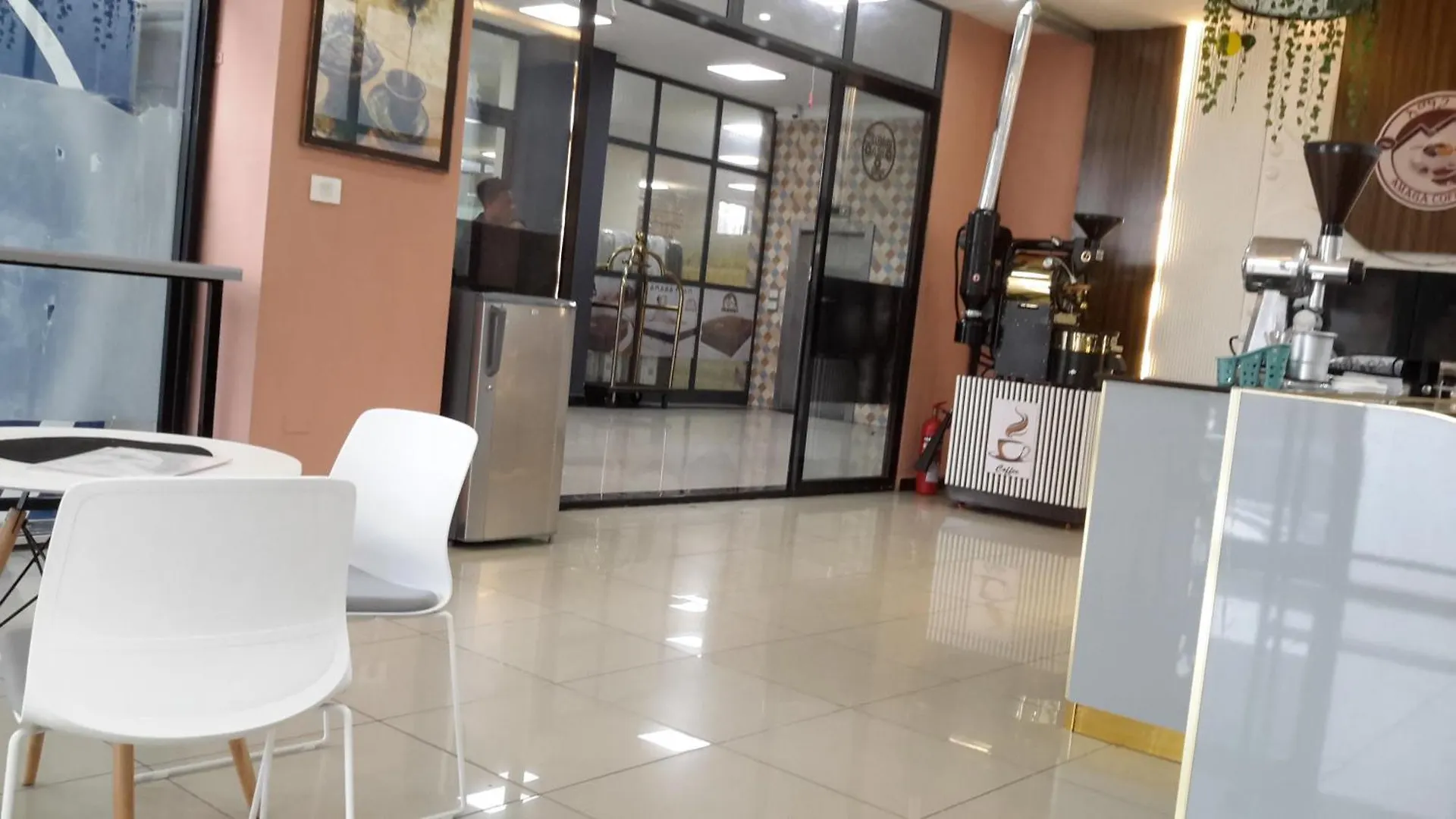 אדיס אבבה Holiday Guest House  אדיס אבבה